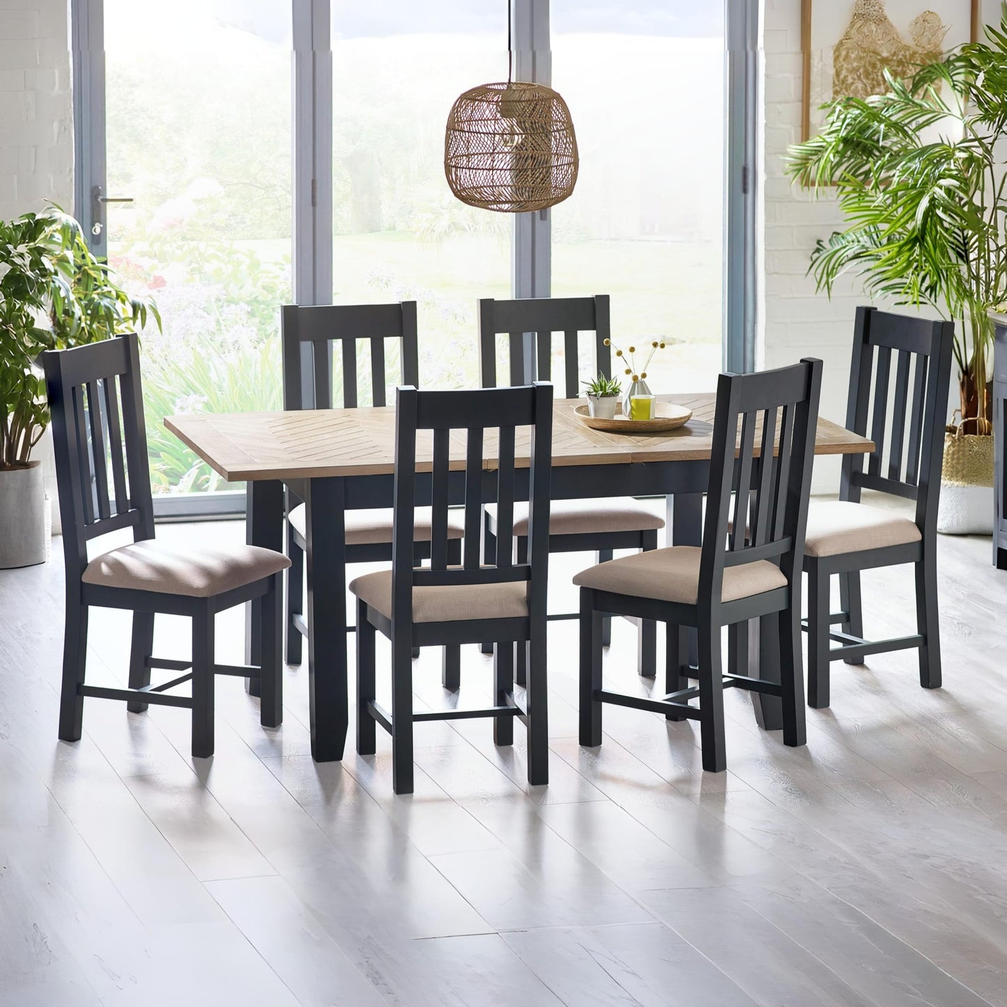 Bordeaux Extending Dining Table