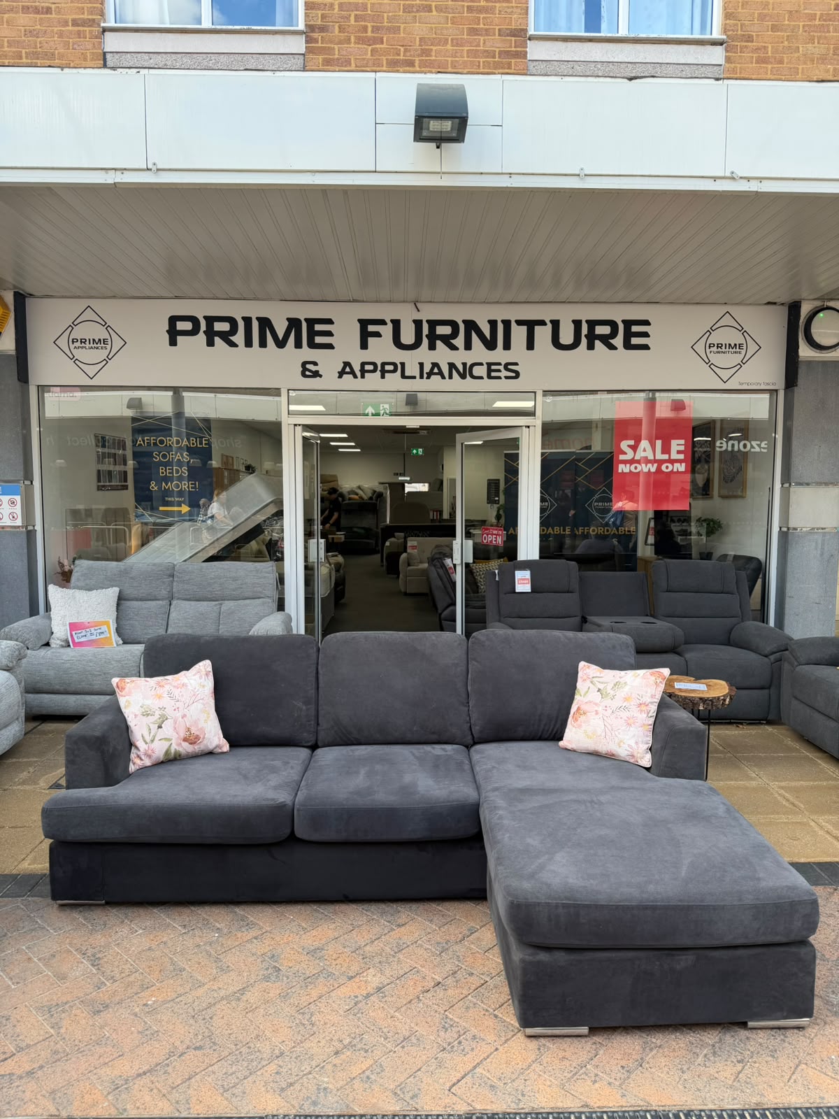 DFS Freya Reversable 3 Seater chaise Sofa #U1372