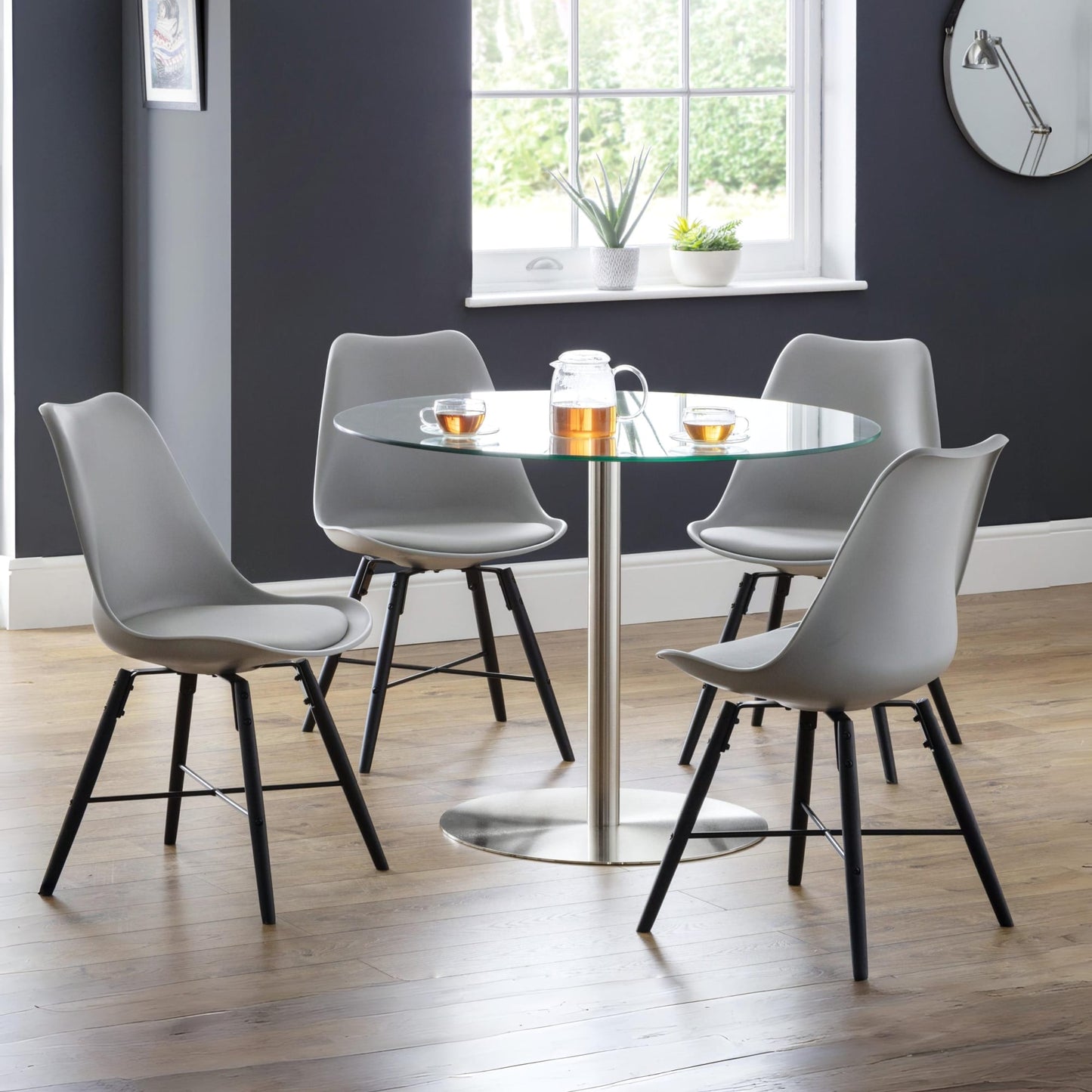 Milan Round Pedestal Table