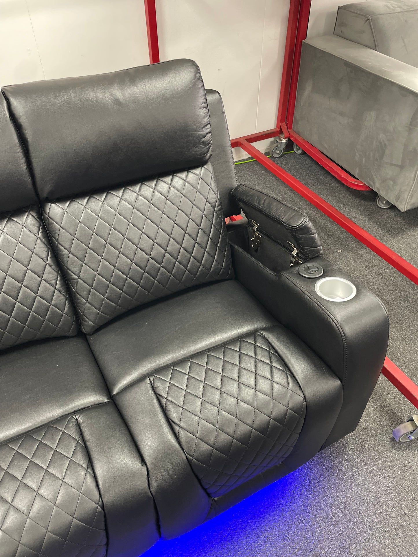 Flora Power Recliner Cinema 3+2 Suite