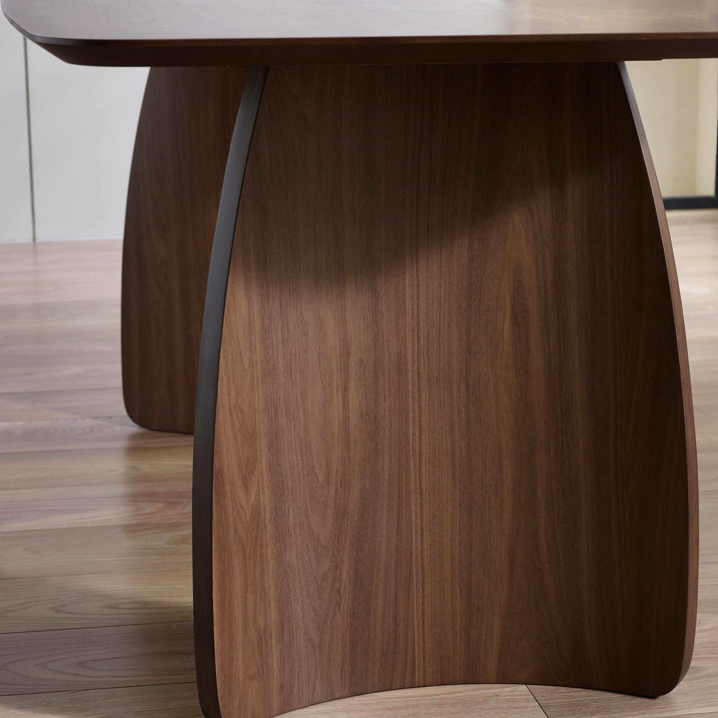Artemis Dining Table