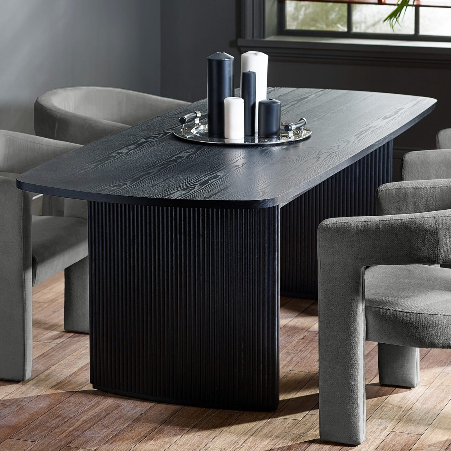 Louis Extending Dining Table