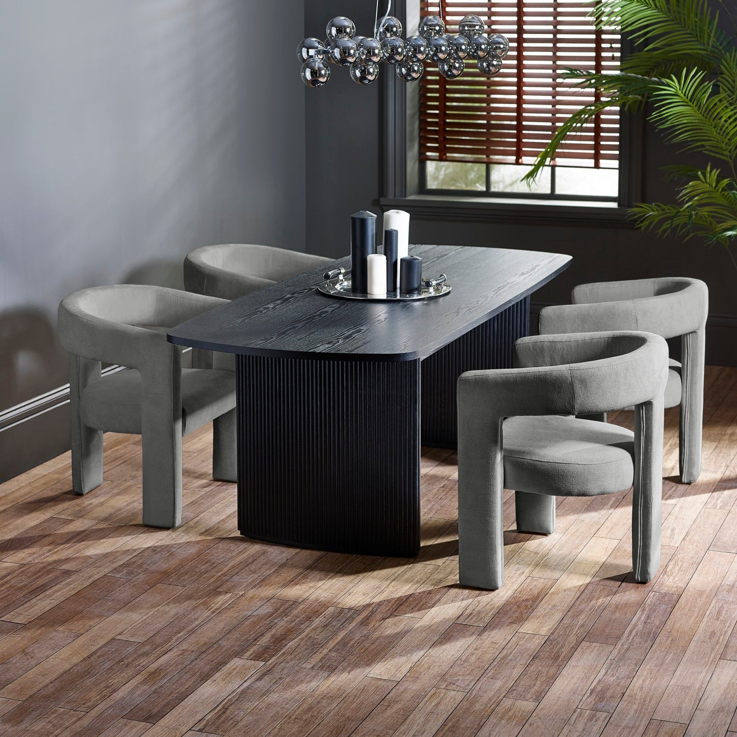Louis Extending Dining Table