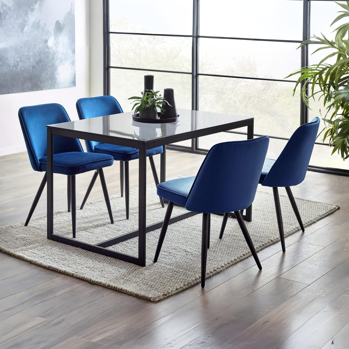 Chicago Dining Table