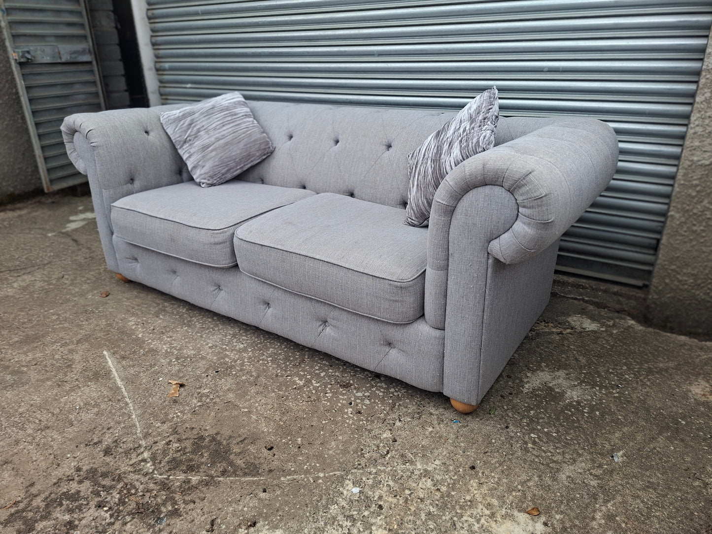 Grey Fabric 2 Seater Chesterfield Sofa #U1315
