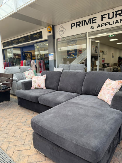 DFS Freya Reversable 3 Seater chaise Sofa #U1372