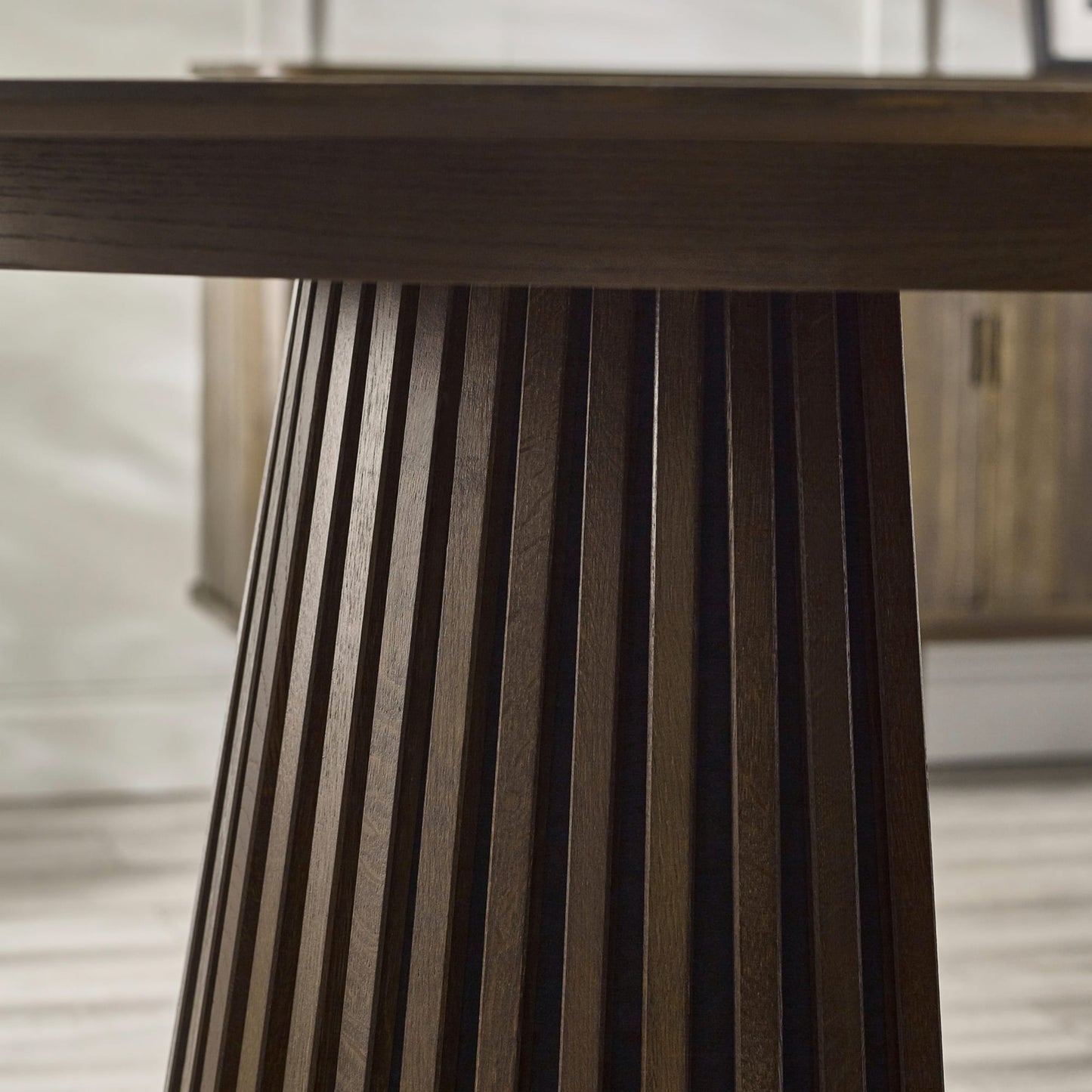 Arya Extending Dining Table